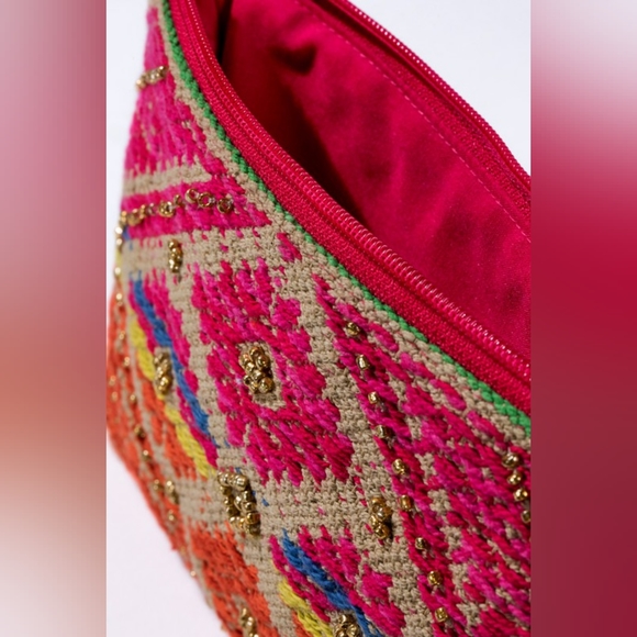 Handmade Hand Beaded Wristlet Clutch - Ethnic Inspired Design - Dyed Fine Cotton - Picture 6 of 7